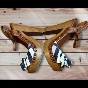 Blue and White Jessica Simpson Wooden Platform Heels with Bows.